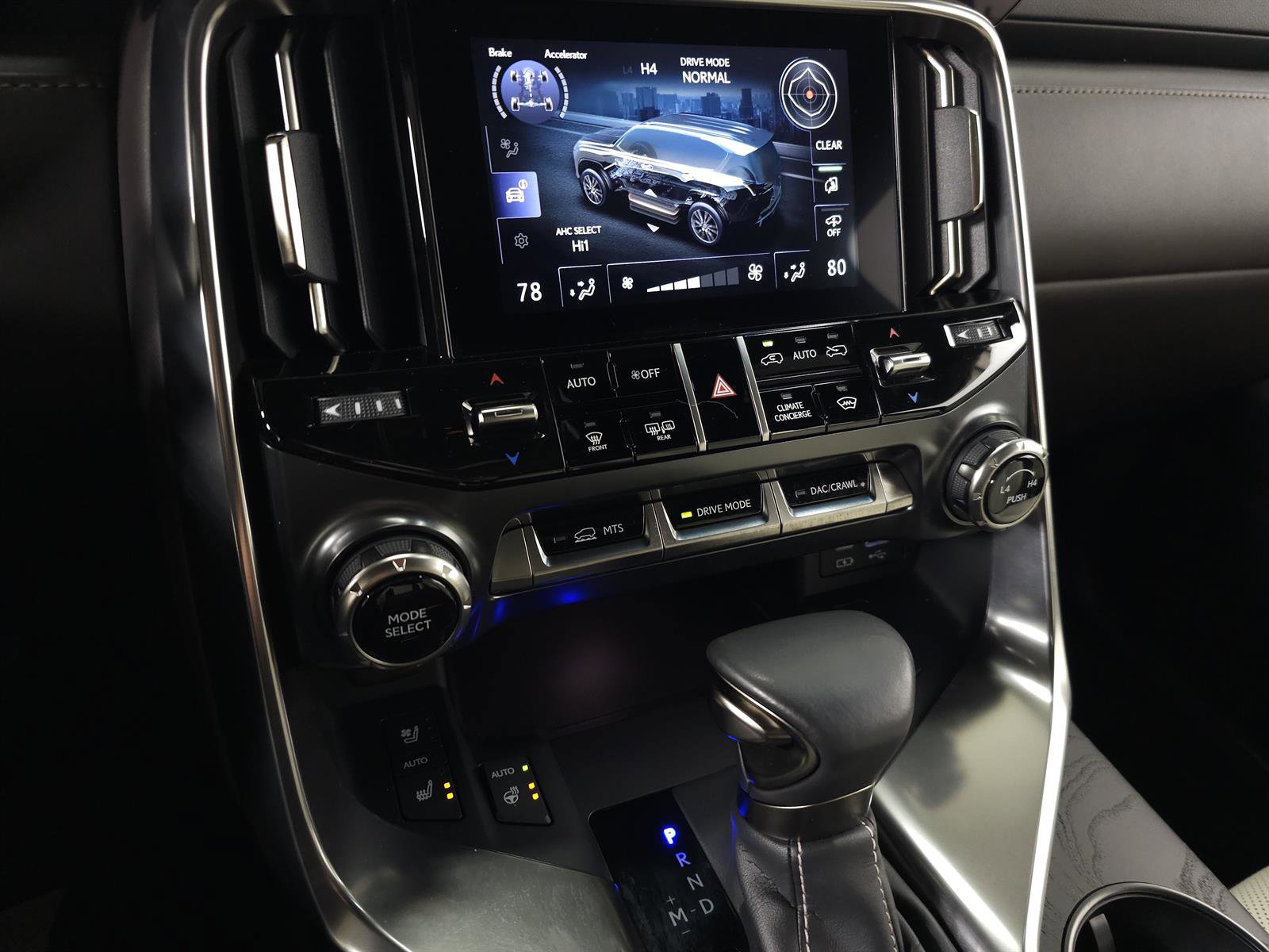 Certified 2024 Lexus LX 600 4WD w/ Appearance Package image 33