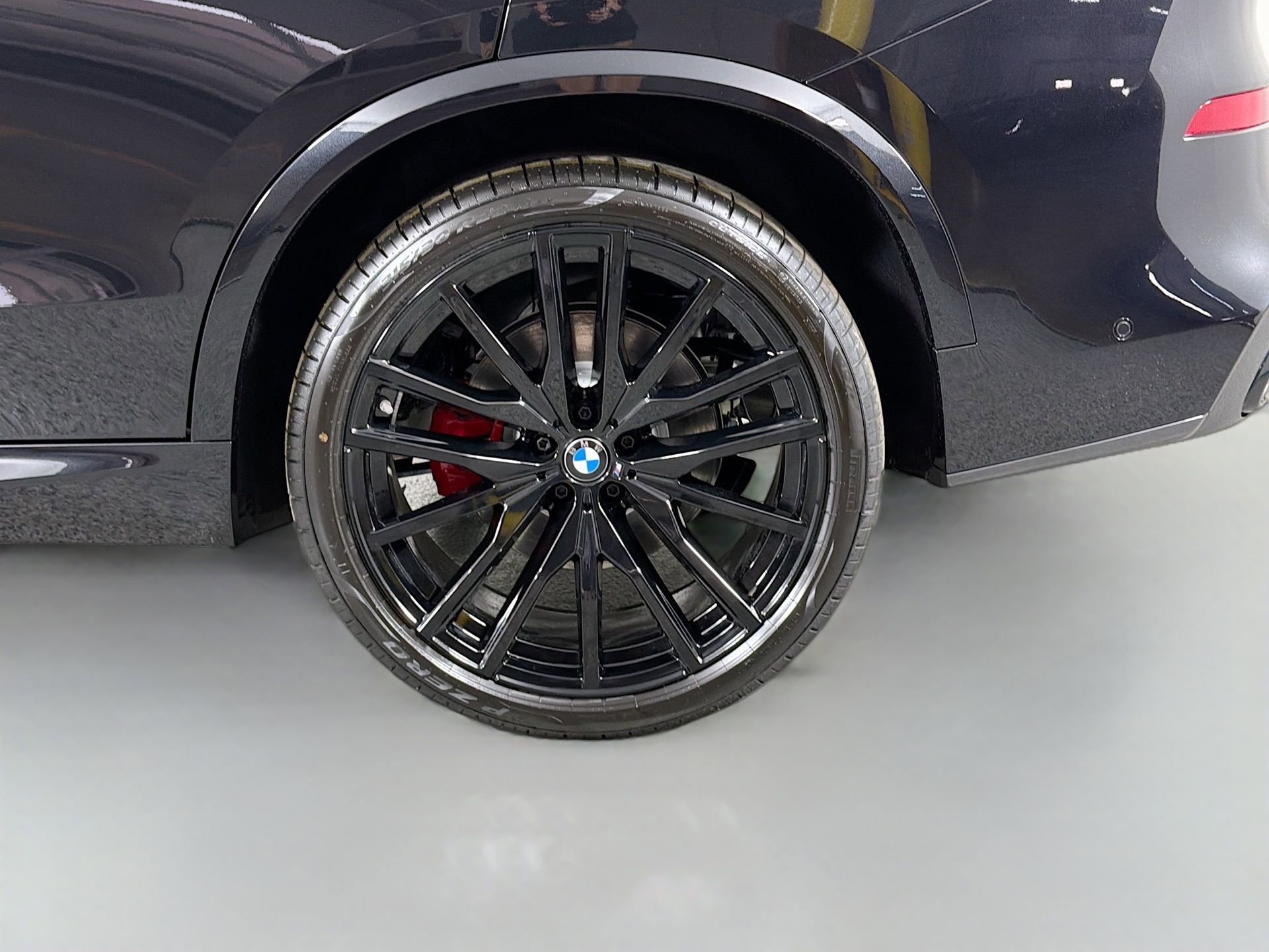 New 2026 BMW X5 xDrive40i w/ M Sport Package image 30
