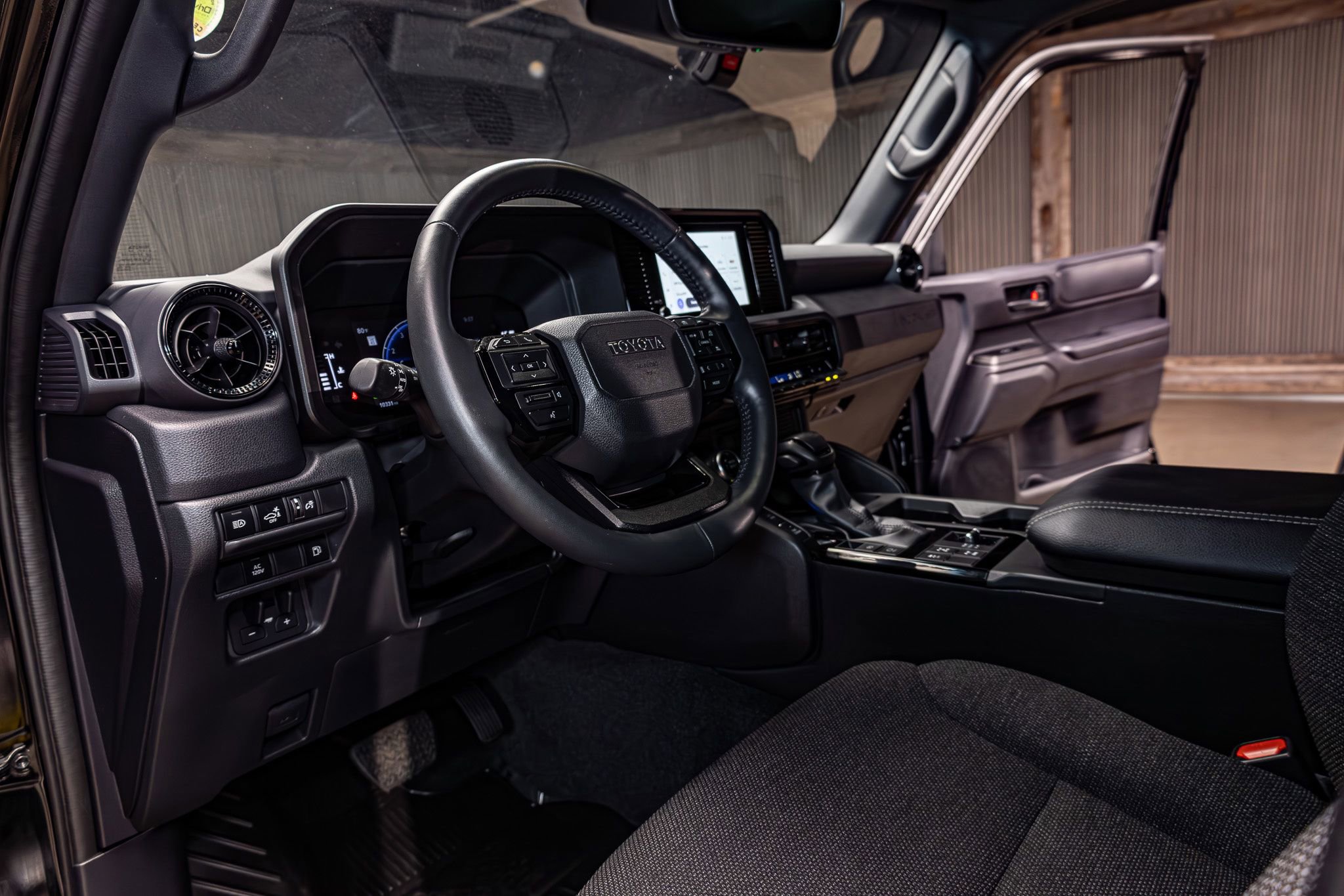 Used 2025 Toyota Land Cruiser 1958 image 13