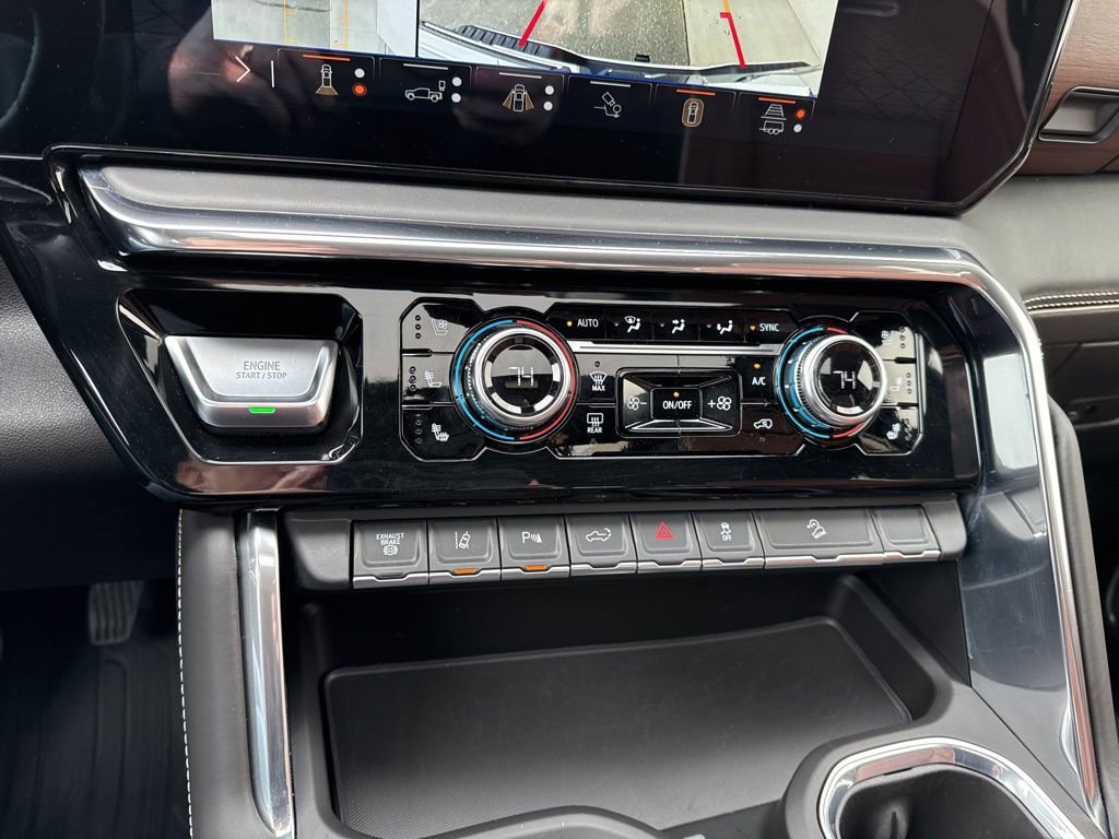 Used 2025 GMC Sierra 3500 Denali Ultimate image 23