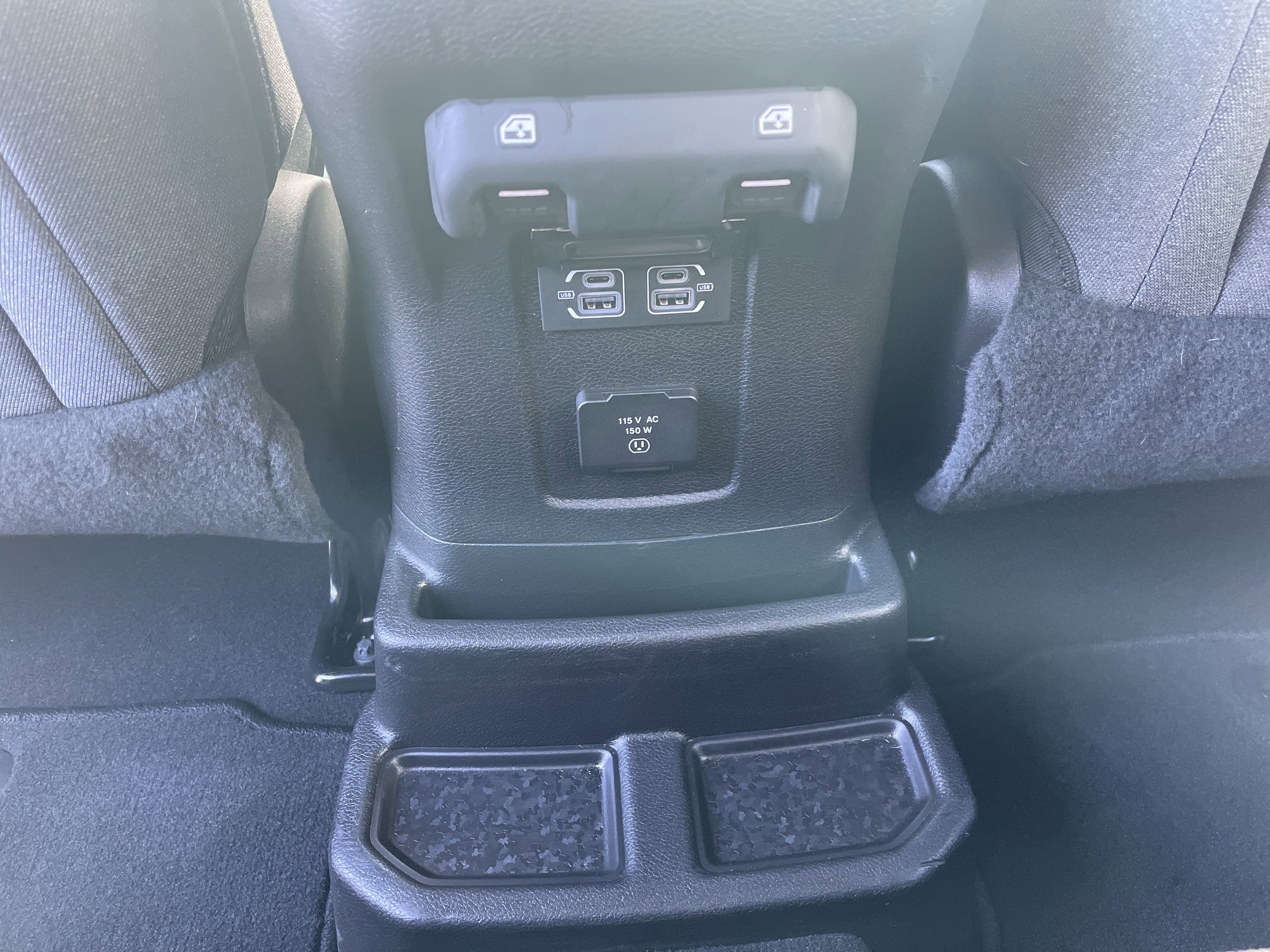 Used 2025 Jeep Wrangler Sahara image 27