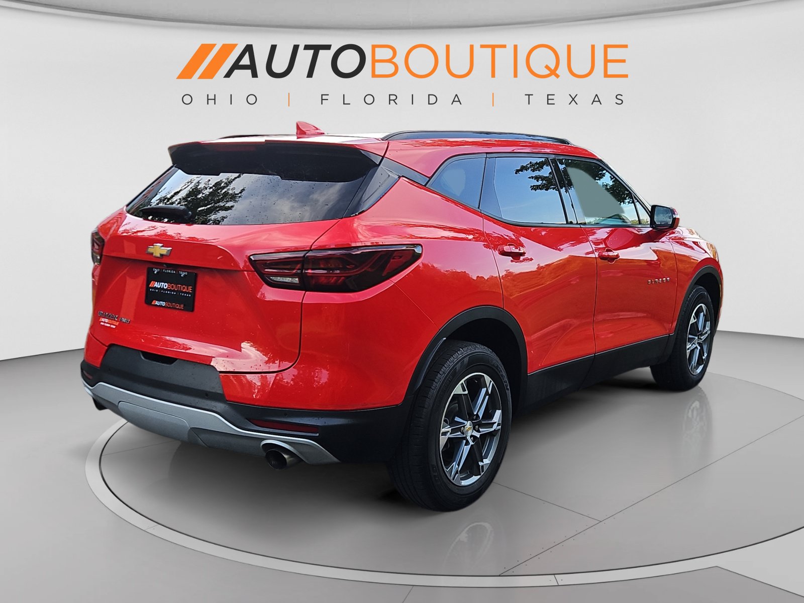 Used 2024 Chevrolet Blazer LT AWD/4WD image 5