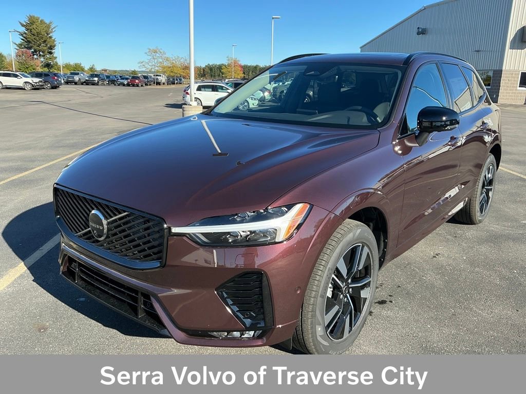 New 2026 Volvo XC60 B5 Plus w/ Protection Package Premier 360° Tour