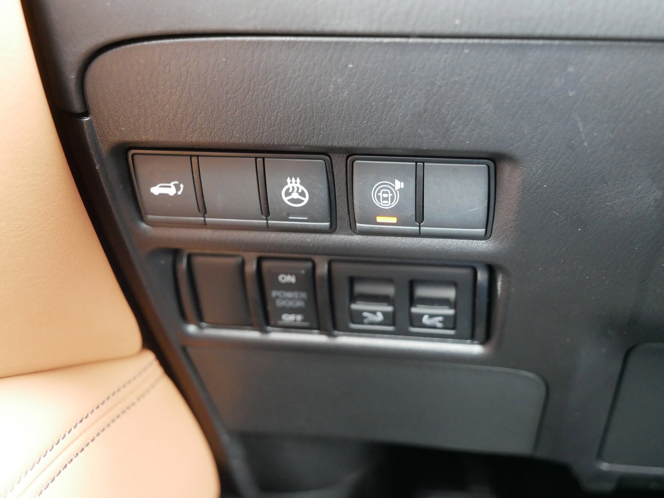 Certified 2023 INFINITI QX80 Sensory w/ All-Season Package AWD/4WD image 26