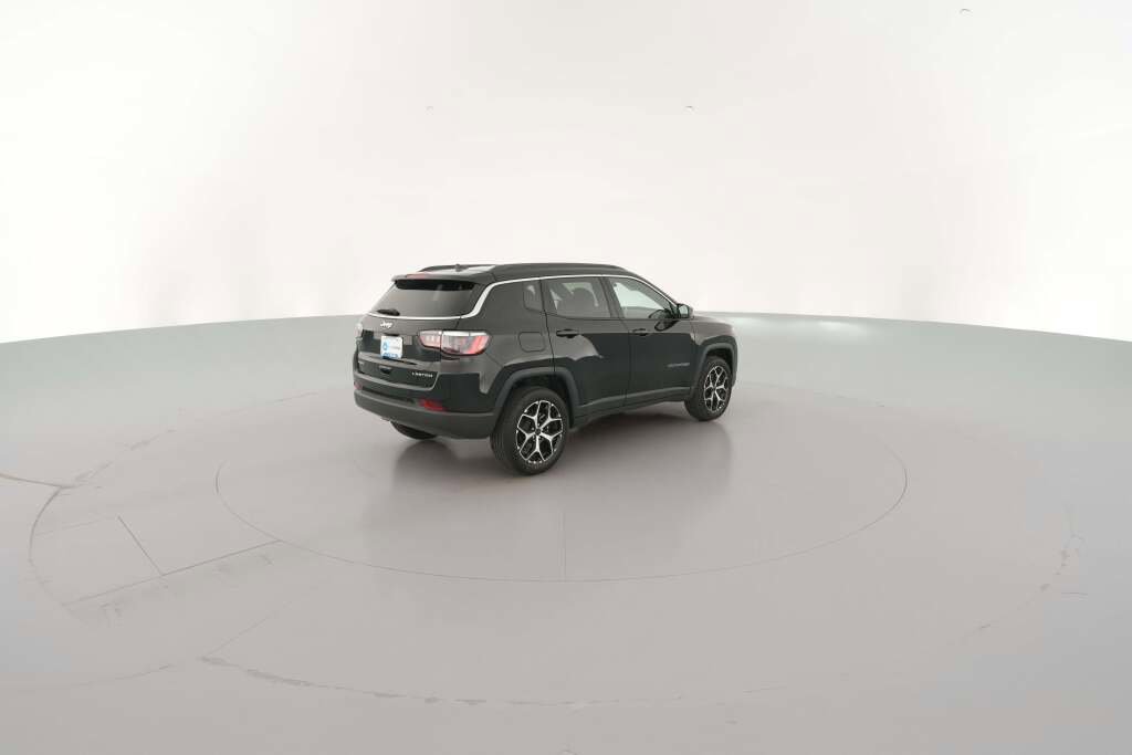 New 2026 Jeep Compass Limited image 12