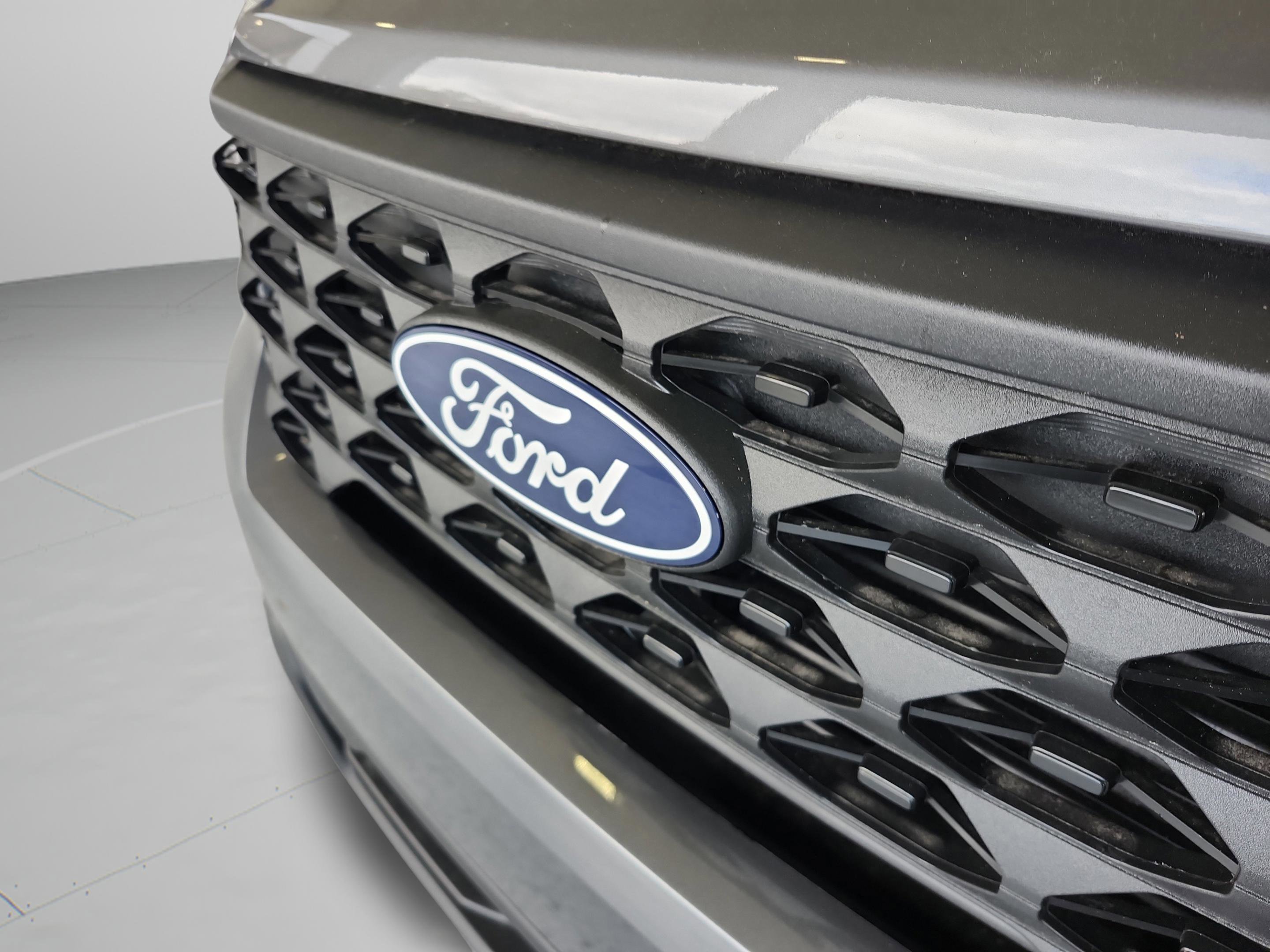 New 2025 Ford Maverick XL w/ Equipment Group 101A AWD/4WD image 24