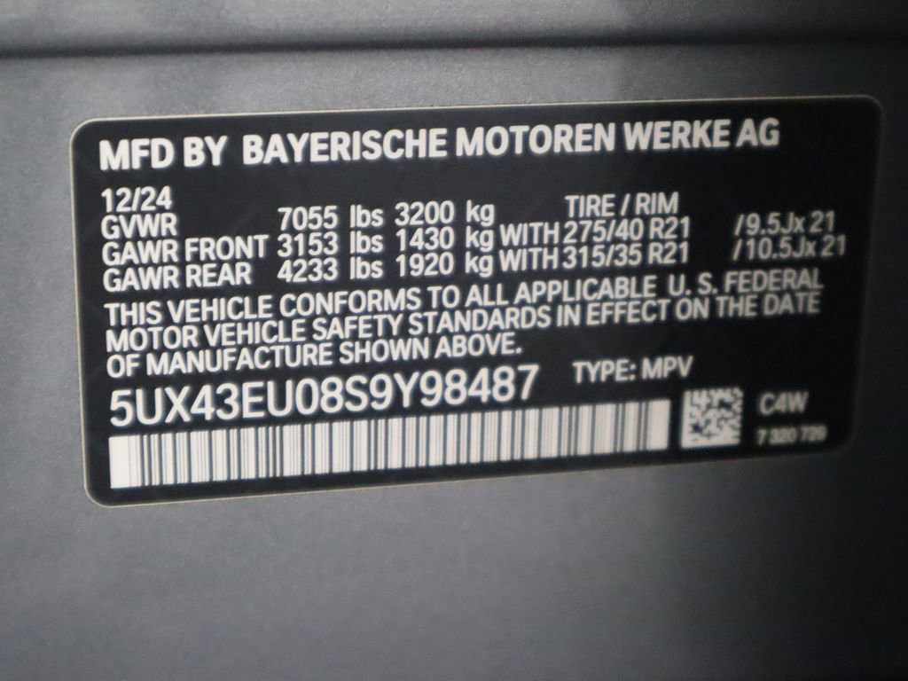 Used 2025 BMW X5 xDrive50e w/ Parking Assistance Package AWD/4WD image 36