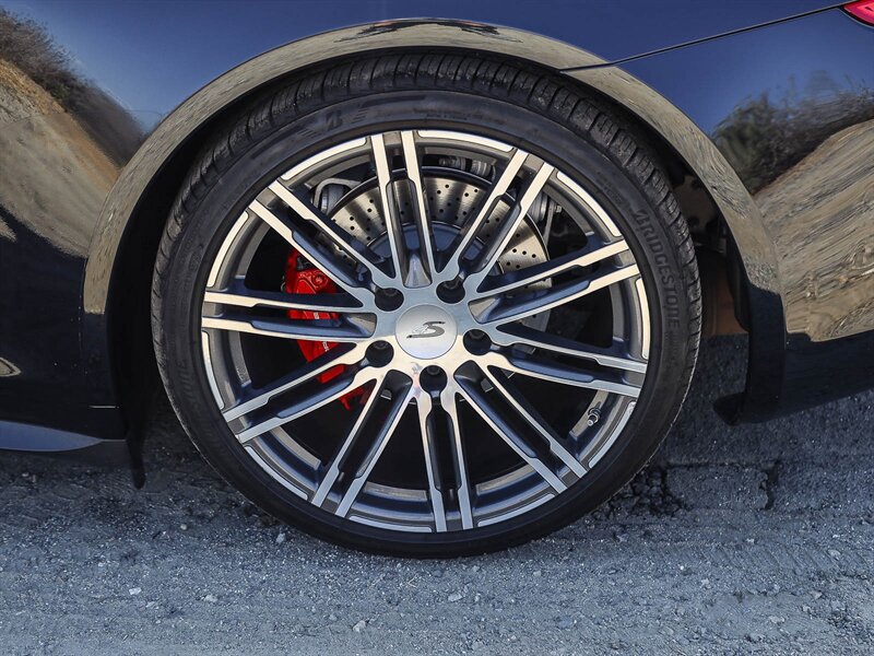Used 2015 Porsche 911 Carrera 4S AWD/4WD image 14