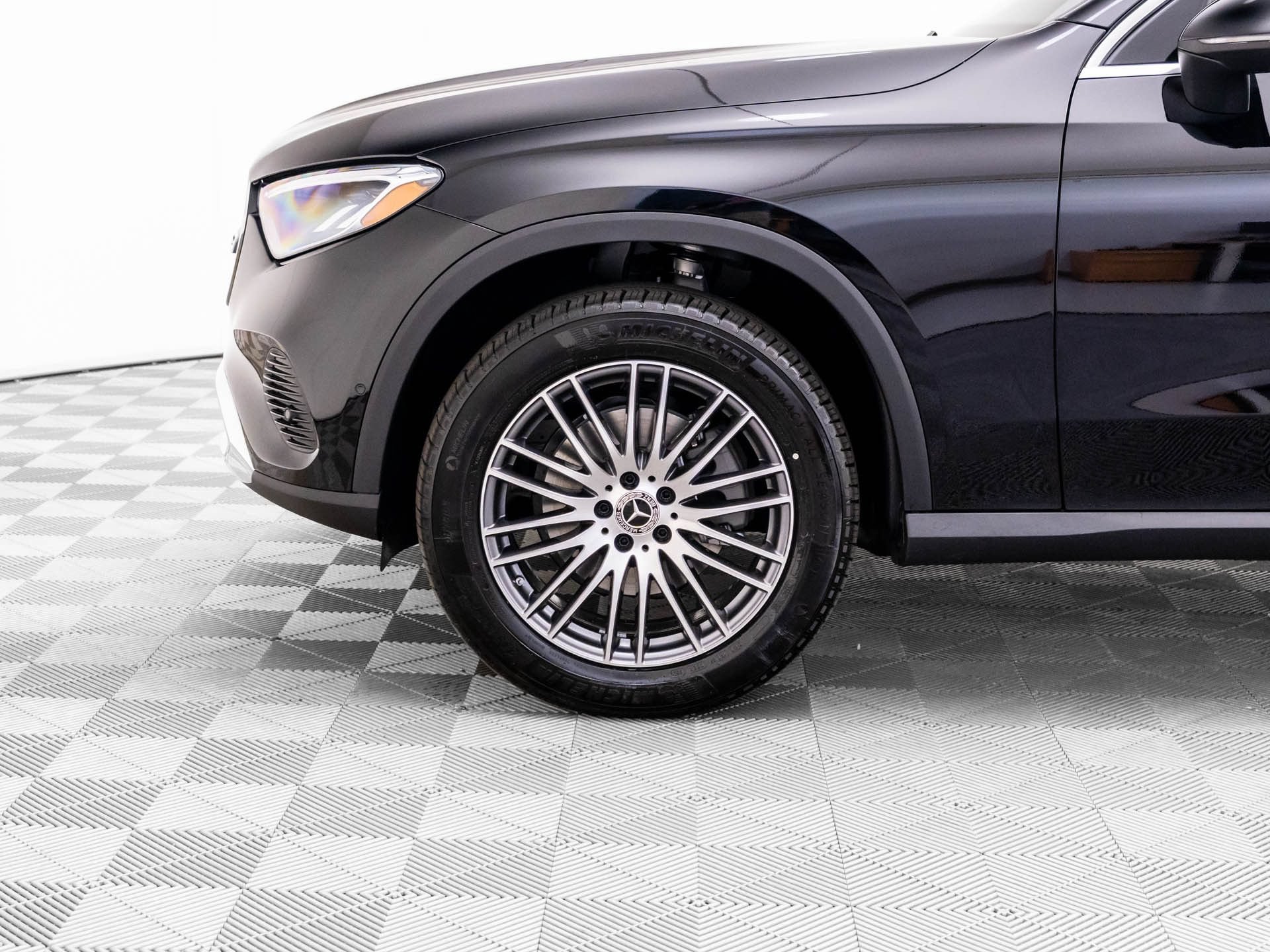 New 2026 Mercedes-Benz GLC 300 4MATIC image 36