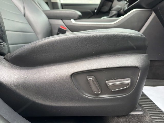 Certified 2024 Toyota Highlander XLE image 53