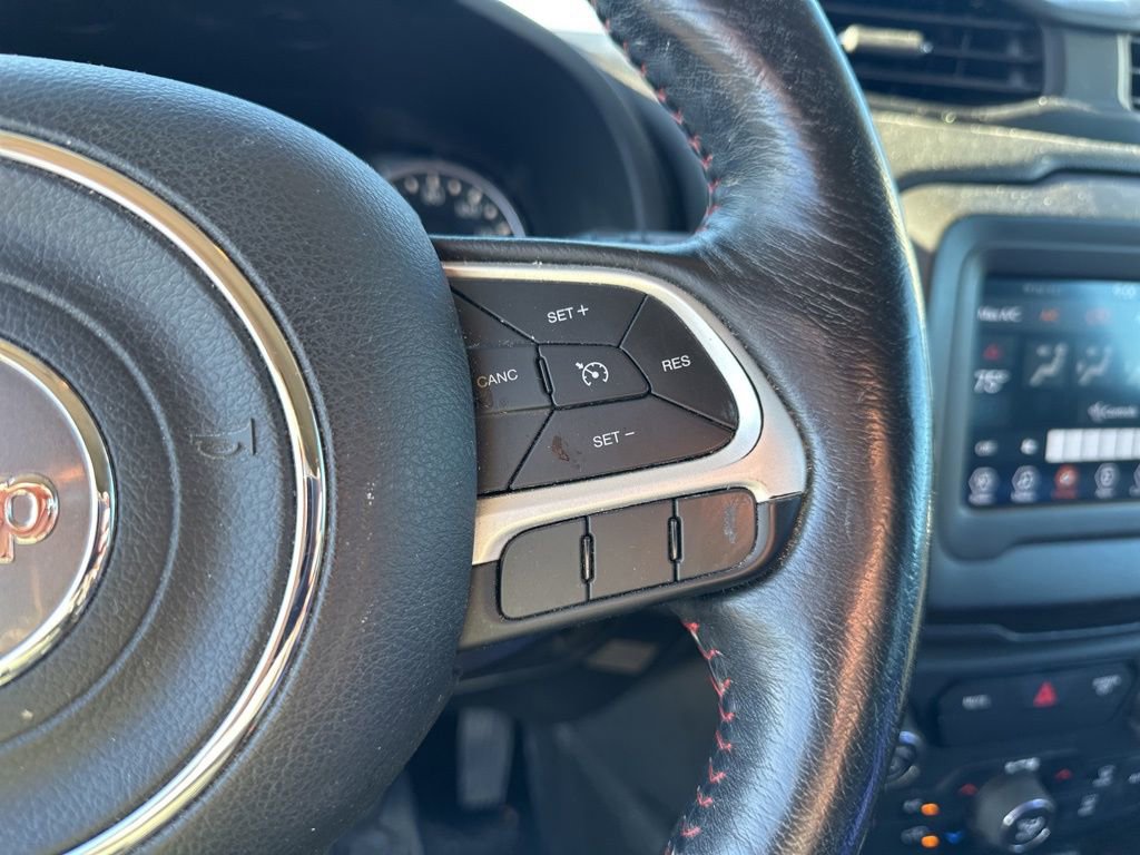 Used 2020 Jeep Renegade Trailhawk w/ Premium Leather Group image 20