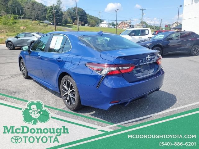 Used 2024 Toyota Camry SE FWD image 8
