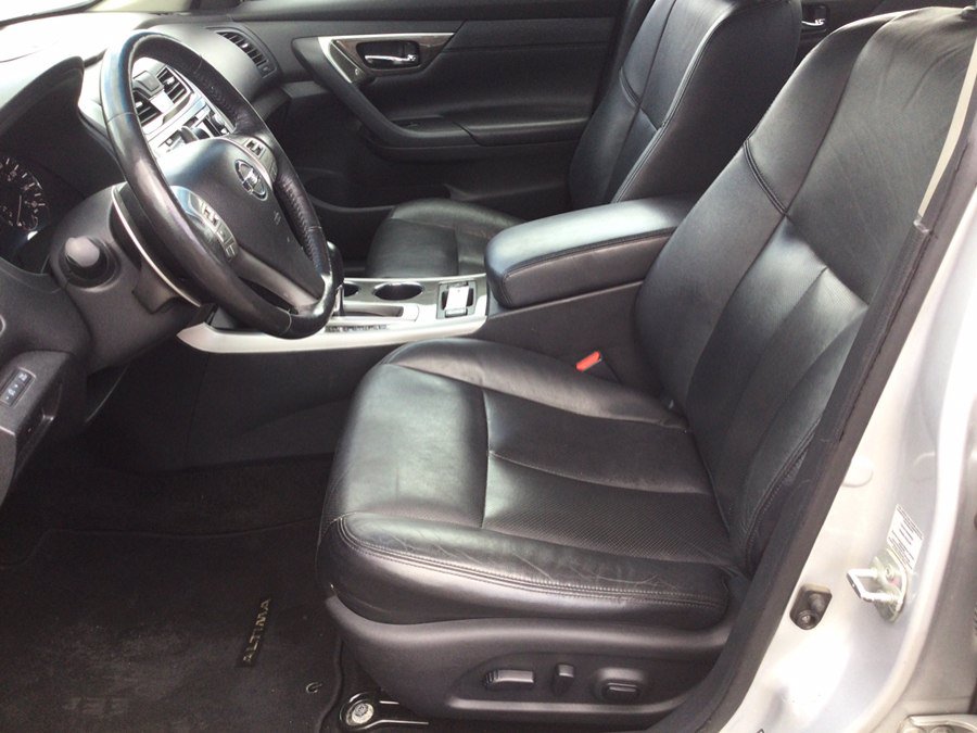 Used 2015 Nissan Altima 3.5 SL FWD image 19