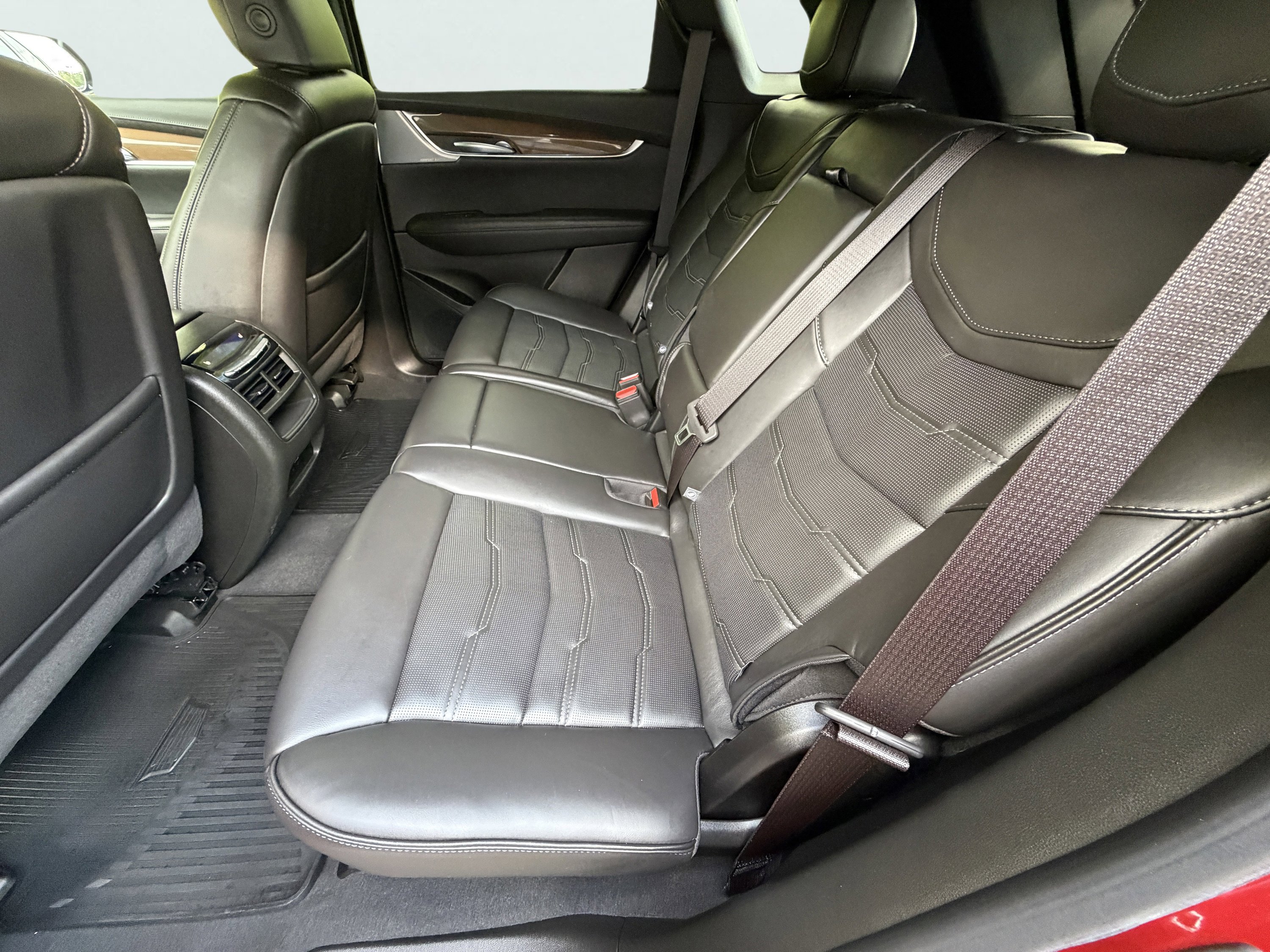 Used 2024 Cadillac XT5 Premium Luxury w/ Platinum Package image 19