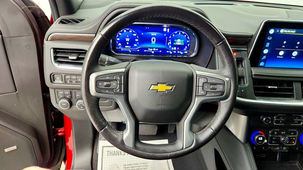 Used 2022 Chevrolet Tahoe LT w/ Luxury Package AWD/4WD image 13