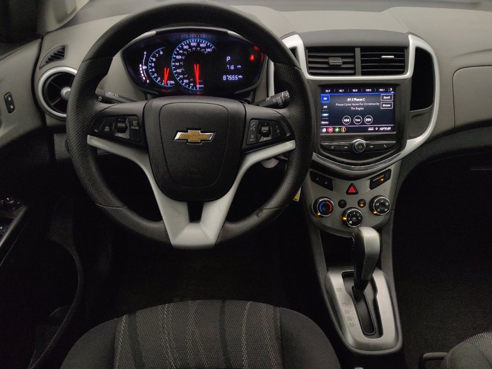 Used 2020 Chevrolet Sonic LT image 22