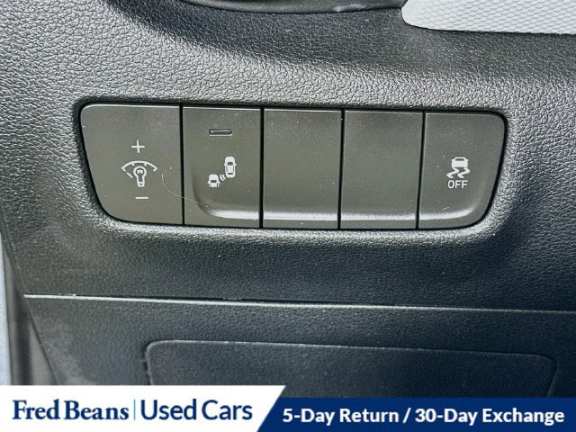 Used 2018 Hyundai Kona SEL AWD/4WD image 15