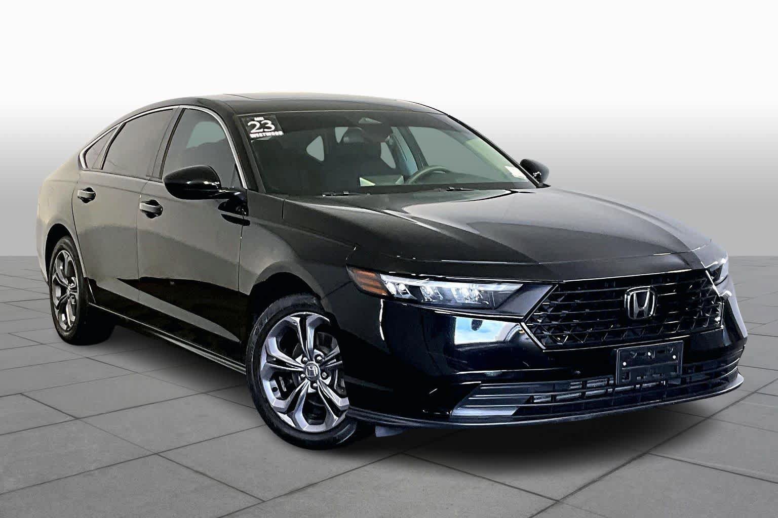 Used 2023 Honda Accord EX image 3