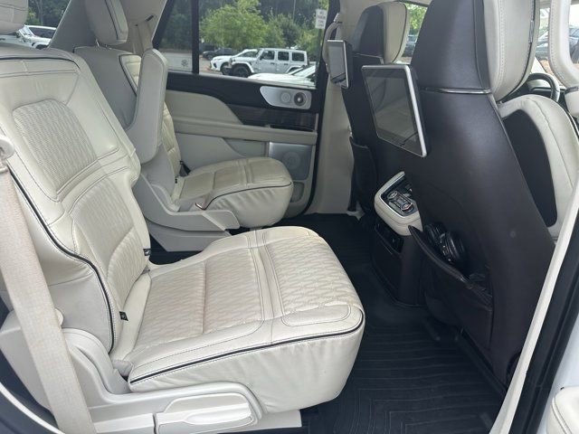 Used 2021 Lincoln Navigator Black Label w/ Cargo Convenience Package image 17