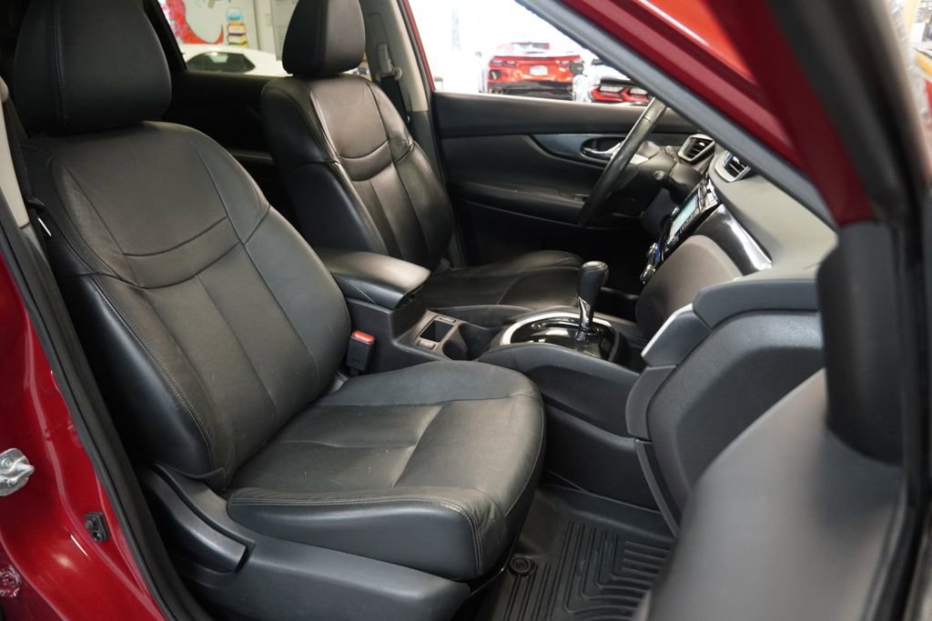 Used 2015 Nissan Rogue SL w/ SL Premium Package AWD/4WD image 36