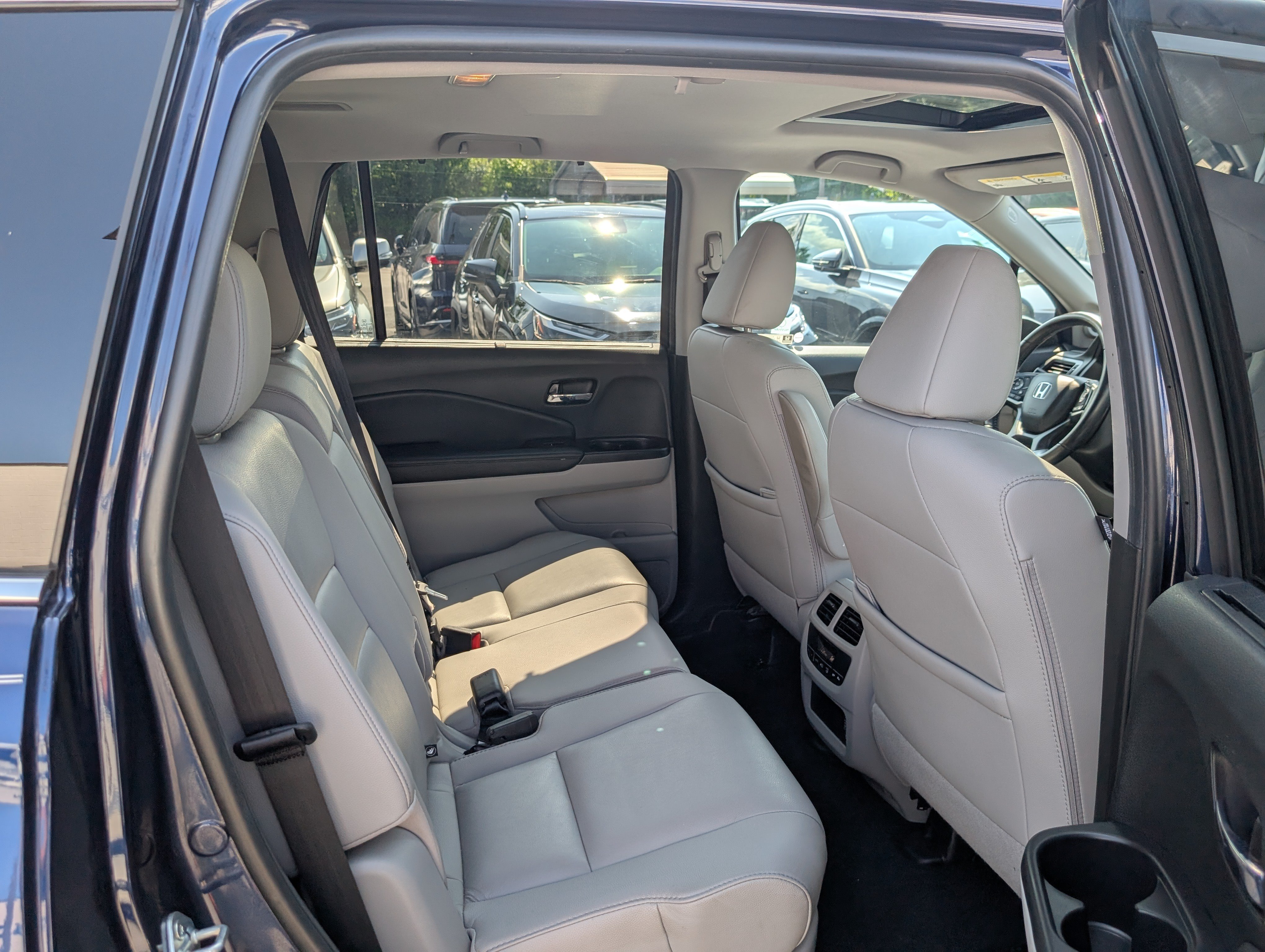 Used 2022 Honda Pilot EX-L image 11