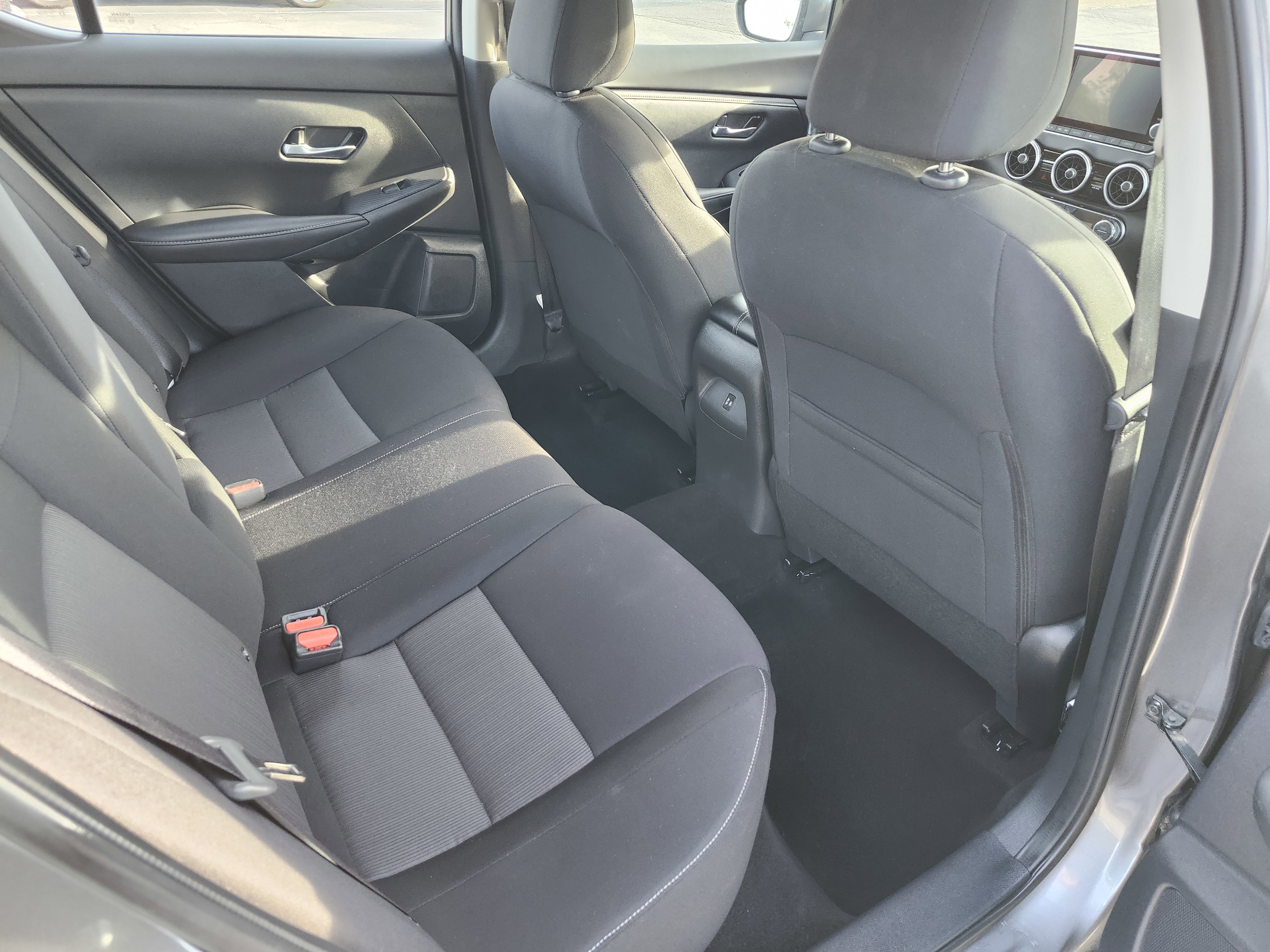 Used 2022 Nissan Sentra SV w/ All-Weather Package FWD image 19