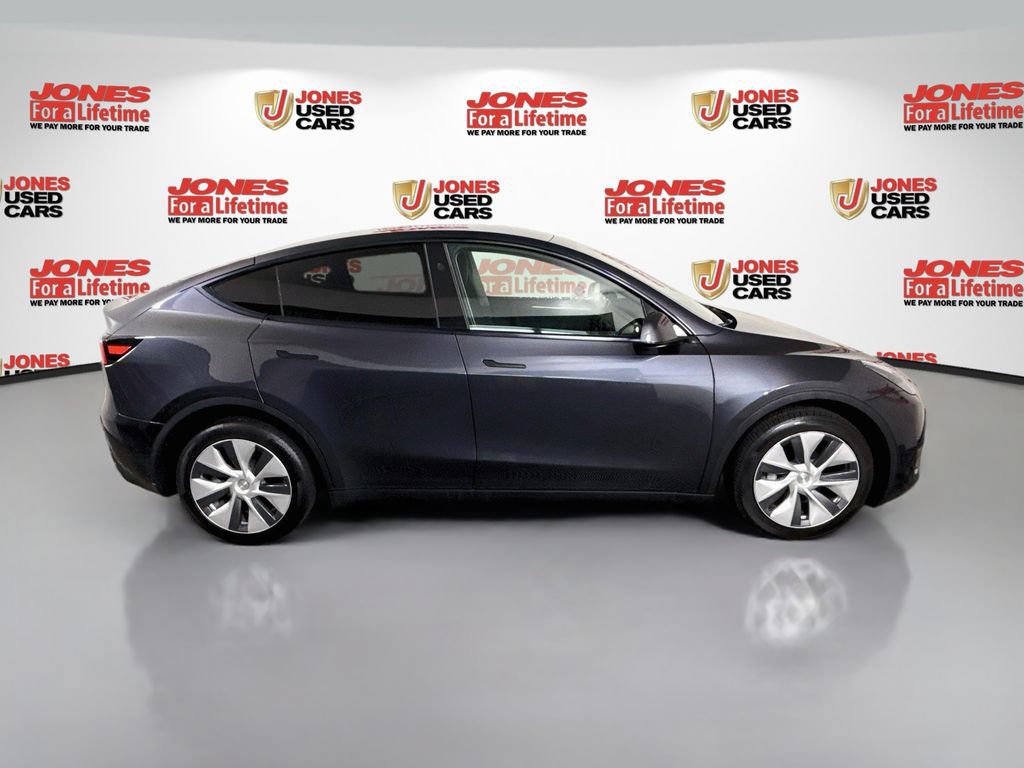 Used 2024 Tesla Model Y Long Range AWD/4WD image 17