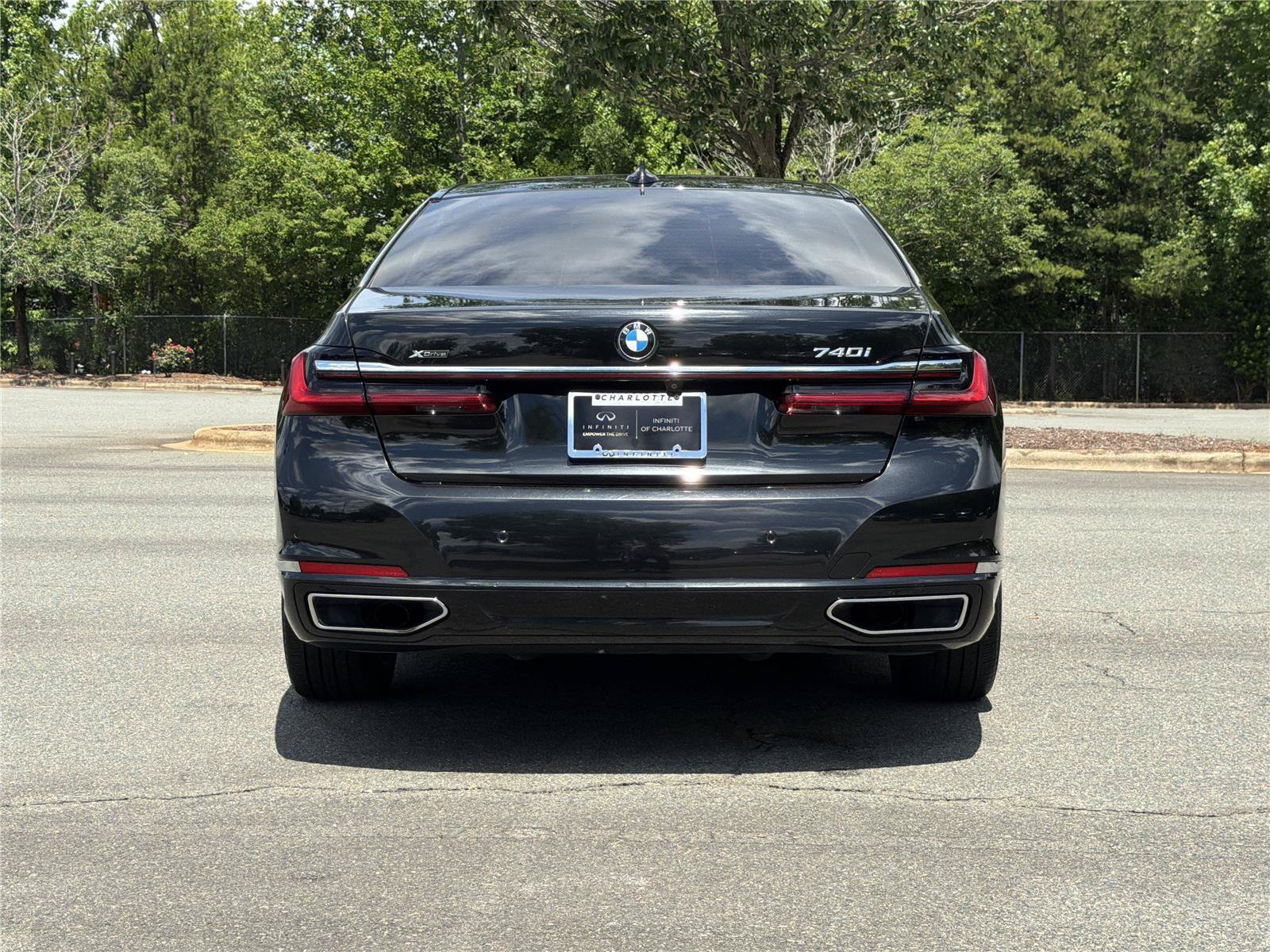 Used 2020 BMW 740i xDrive w/ Premium Package AWD/4WD image 25