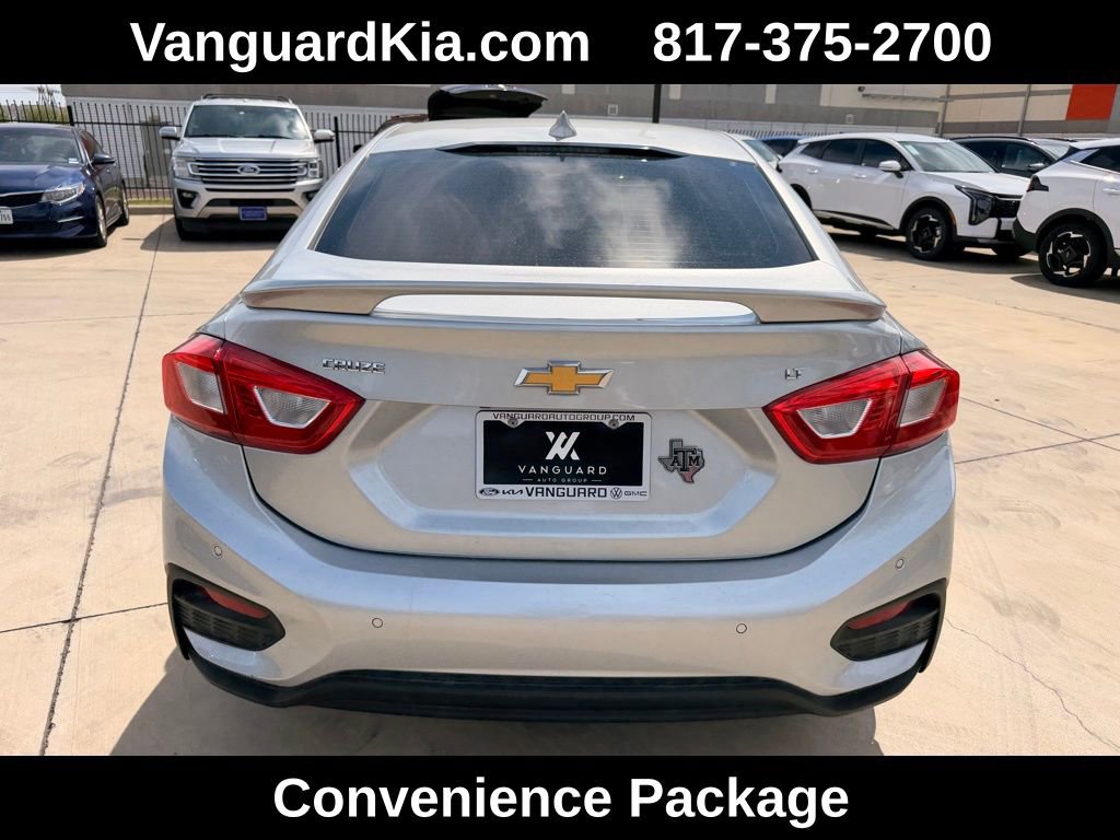 Used 2017 Chevrolet Cruze LT w/ Convenience Package image 3