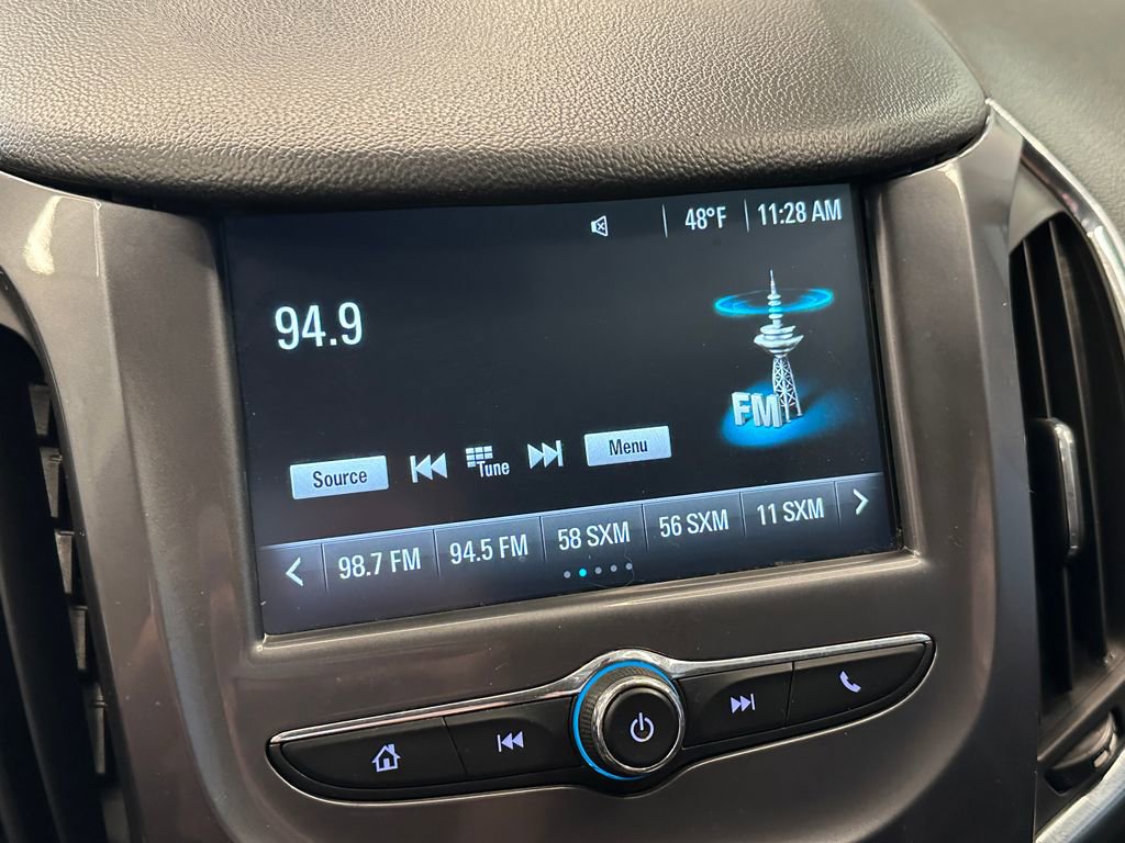 Used 2017 Chevrolet Cruze LT image 13