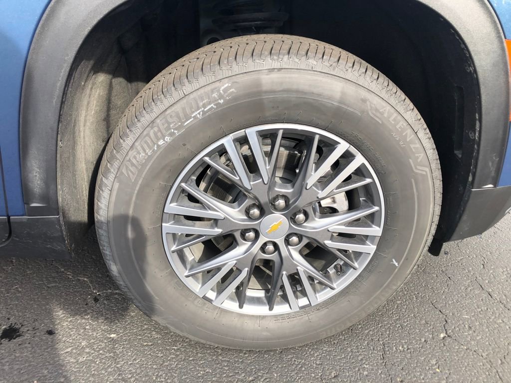 New 2025 Chevrolet Traverse LT w/ Driver Confidence Package image 23