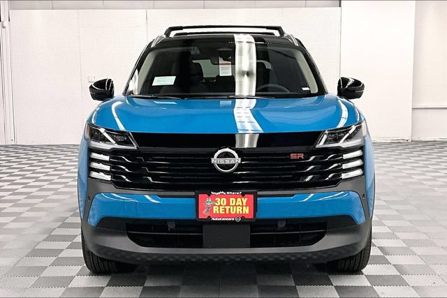 New 2025 Nissan Kicks SR w/ SR Premium Package AWD/4WD image 16