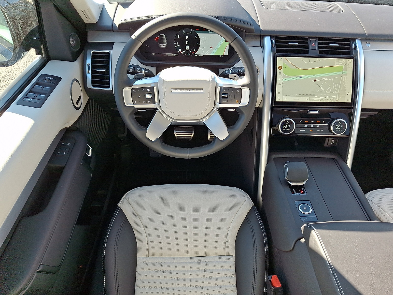 New 2026 Land Rover Discovery Limited Edition AWD/4WD image 4