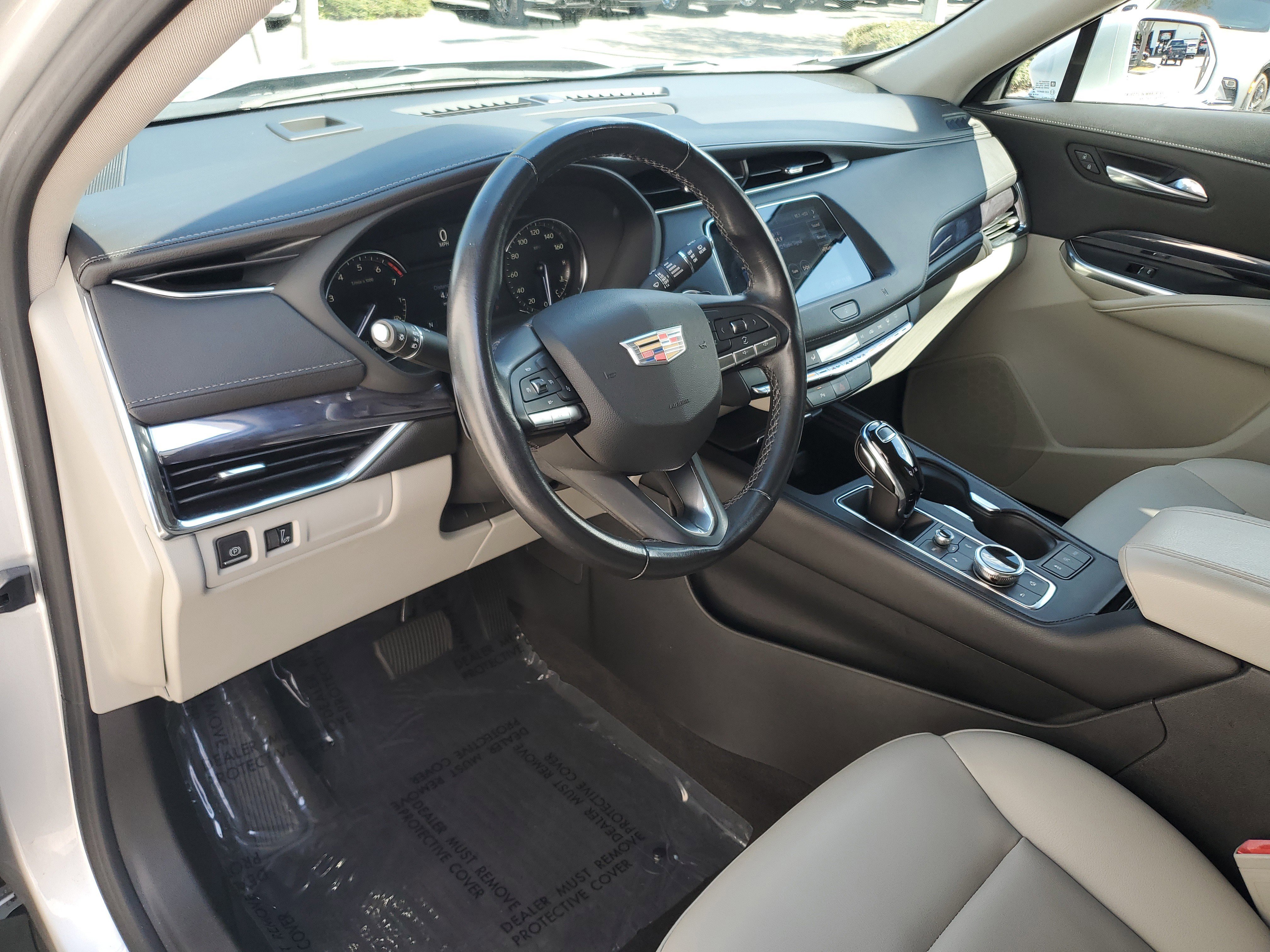 Used 2020 Cadillac XT4 Luxury image 21