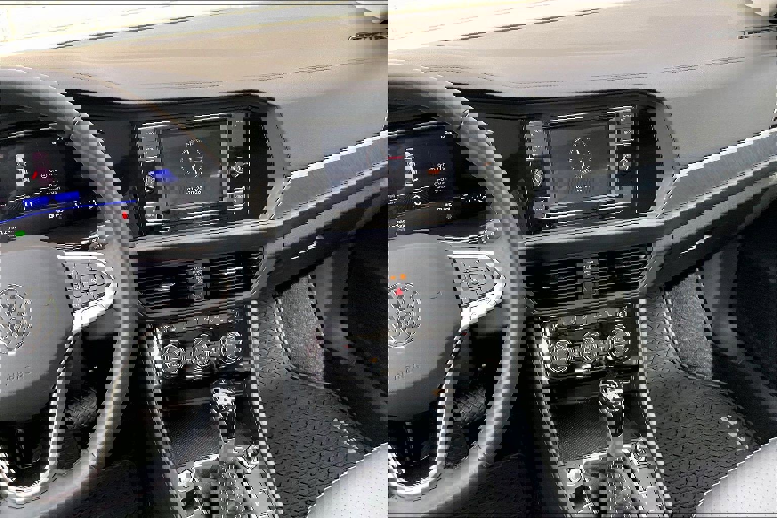 Certified 2024 Volkswagen Jetta SE w/ Panoramic Sunroof Package image 5