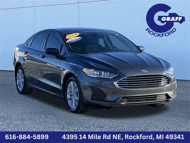 Used 2020 Ford Fusion SE image 1