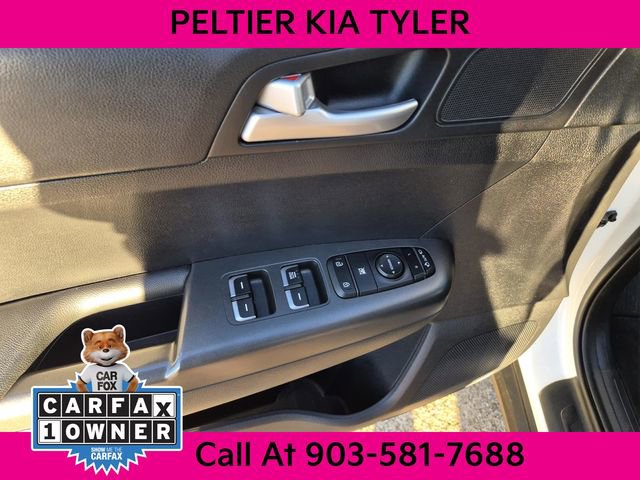 Certified 2022 Kia Sportage LX w/ LX FWD Value Edition Package image 22