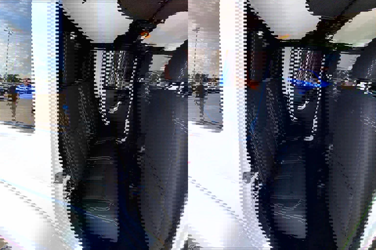 Used 2015 Jeep Wrangler Unlimited Sahara w/ Max Tow Package image 19