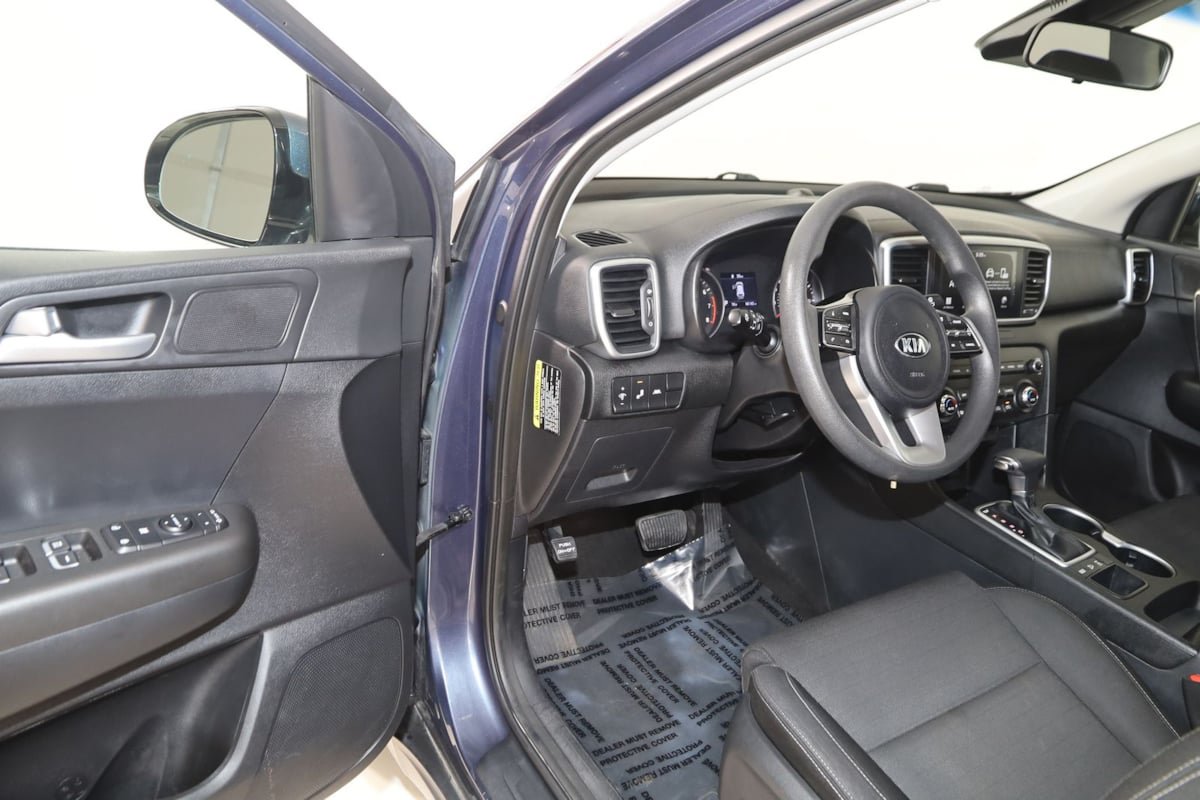 Used 2020 Kia Sportage LX w/ LX Popular Package AWD/4WD image 40