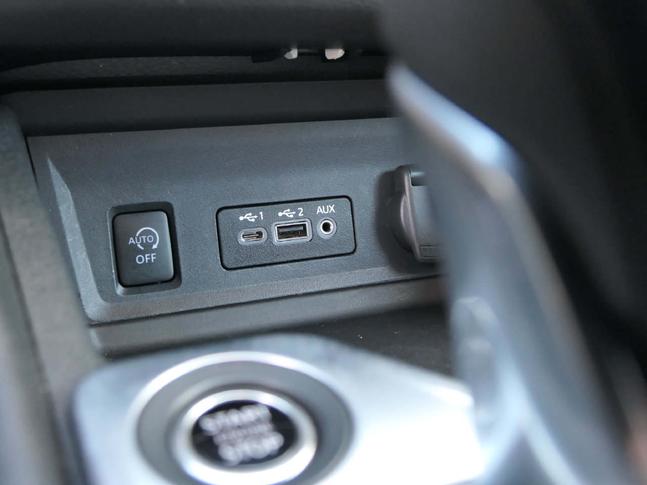 Used 2024 Nissan Sentra SV FWD image 19