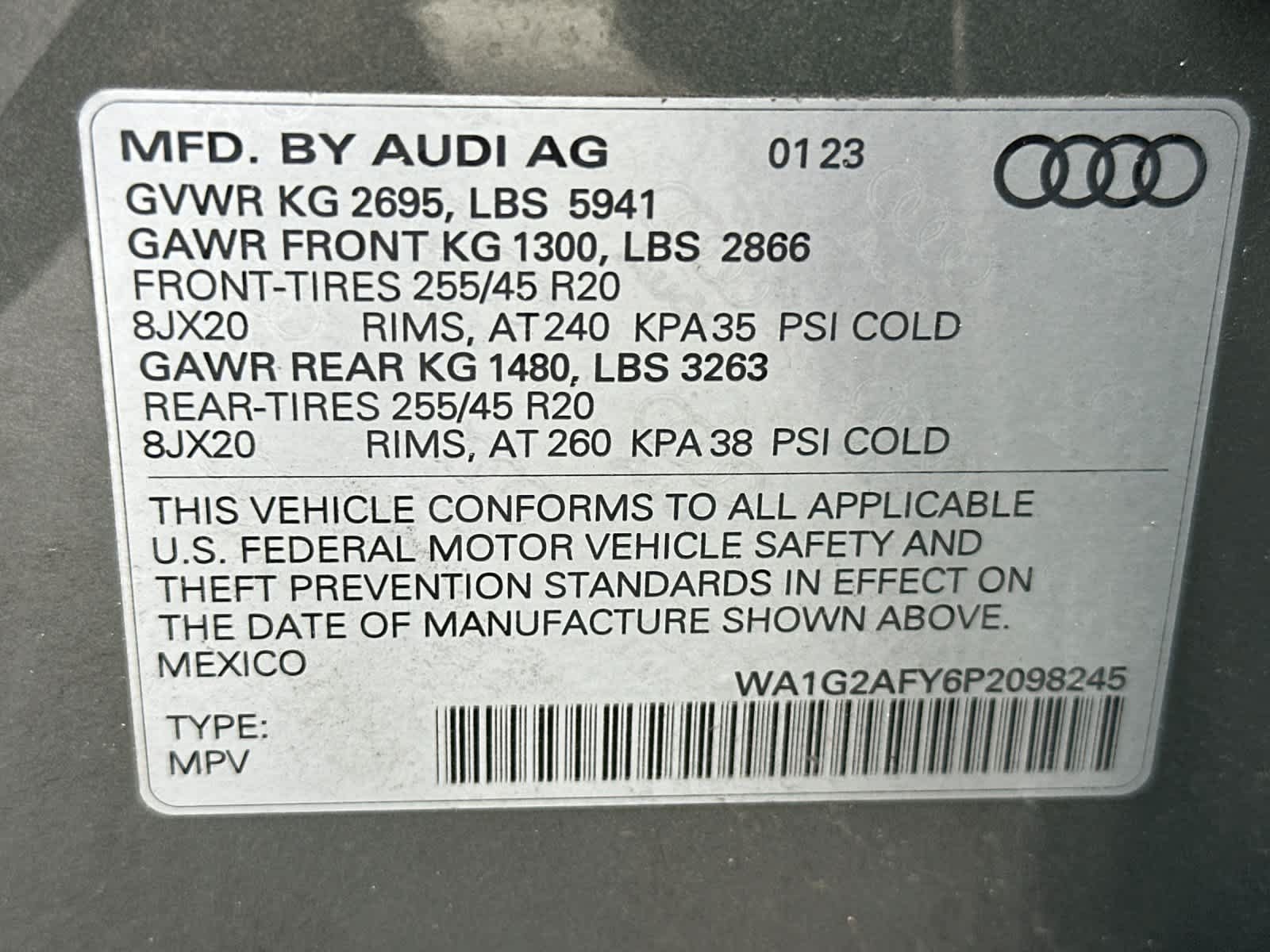 Used 2023 Audi Q5 e Premium w/ Convenience Package AWD/4WD image 28