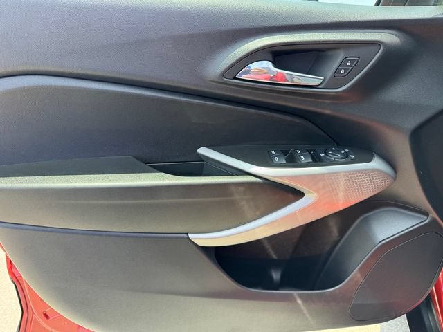 Certified 2024 Chevrolet Trax RS w/ Driver Confidence Package FWD image 16