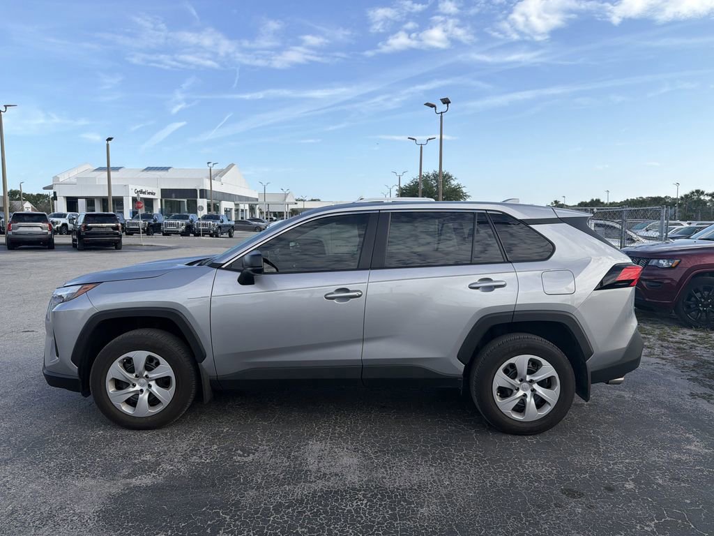 Used 2024 Toyota RAV4 LE image 7
