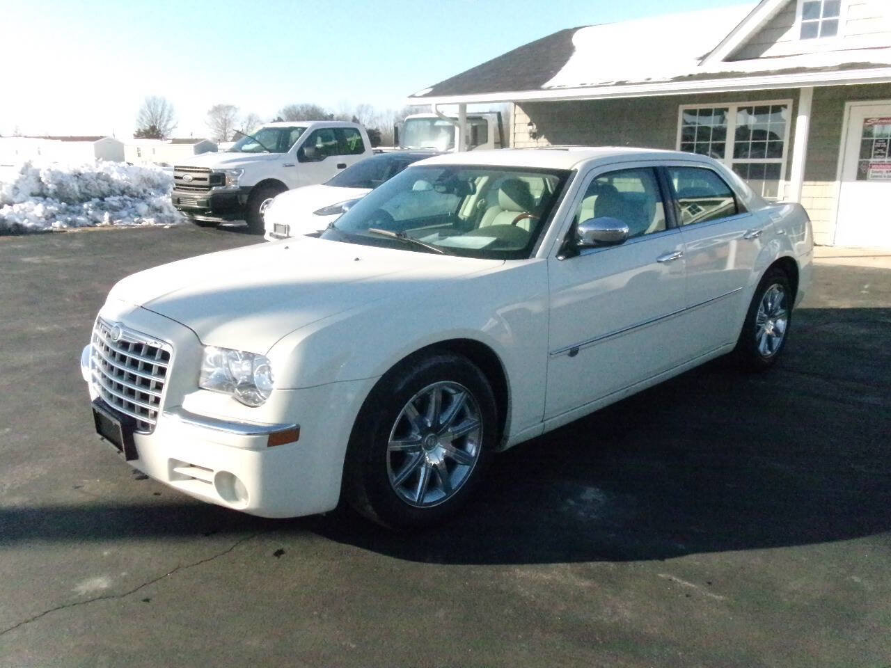 Used 2008 Chrysler 300 C w/ Luxury Group II image 8