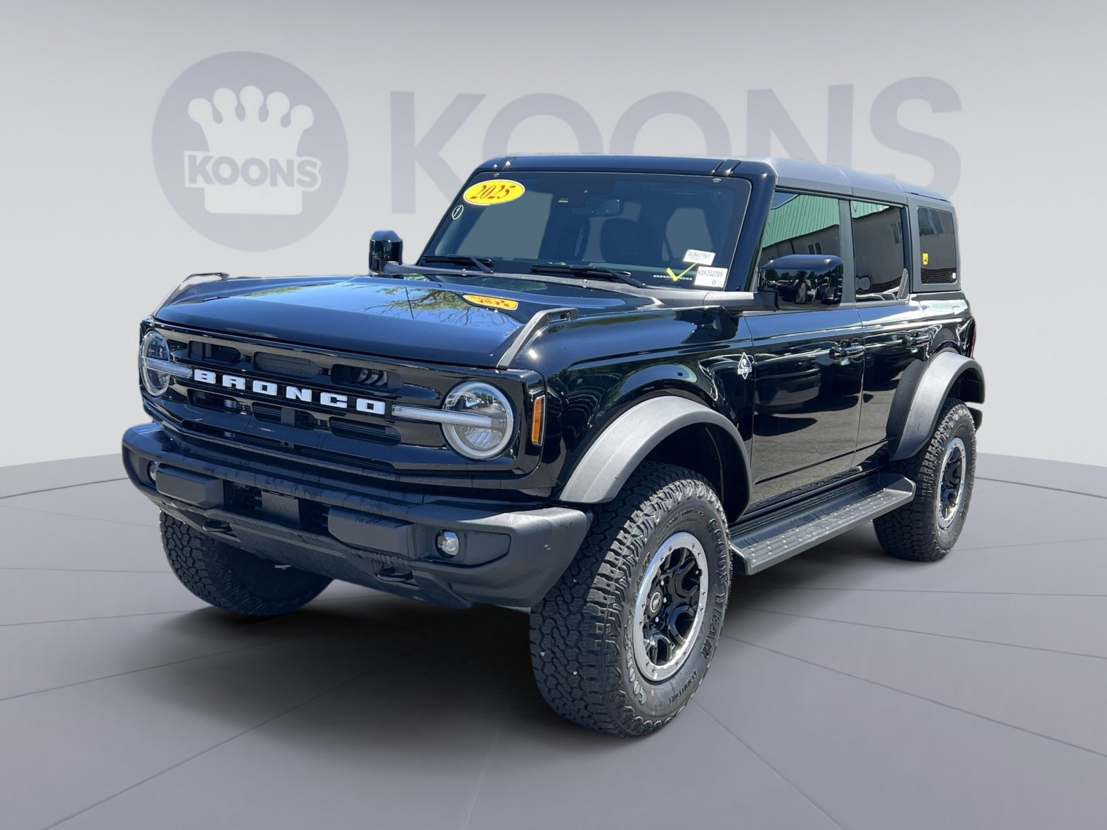 New 2025 Ford Bronco Outer Banks w/ Sasquatch Package AWD/4WD image 5