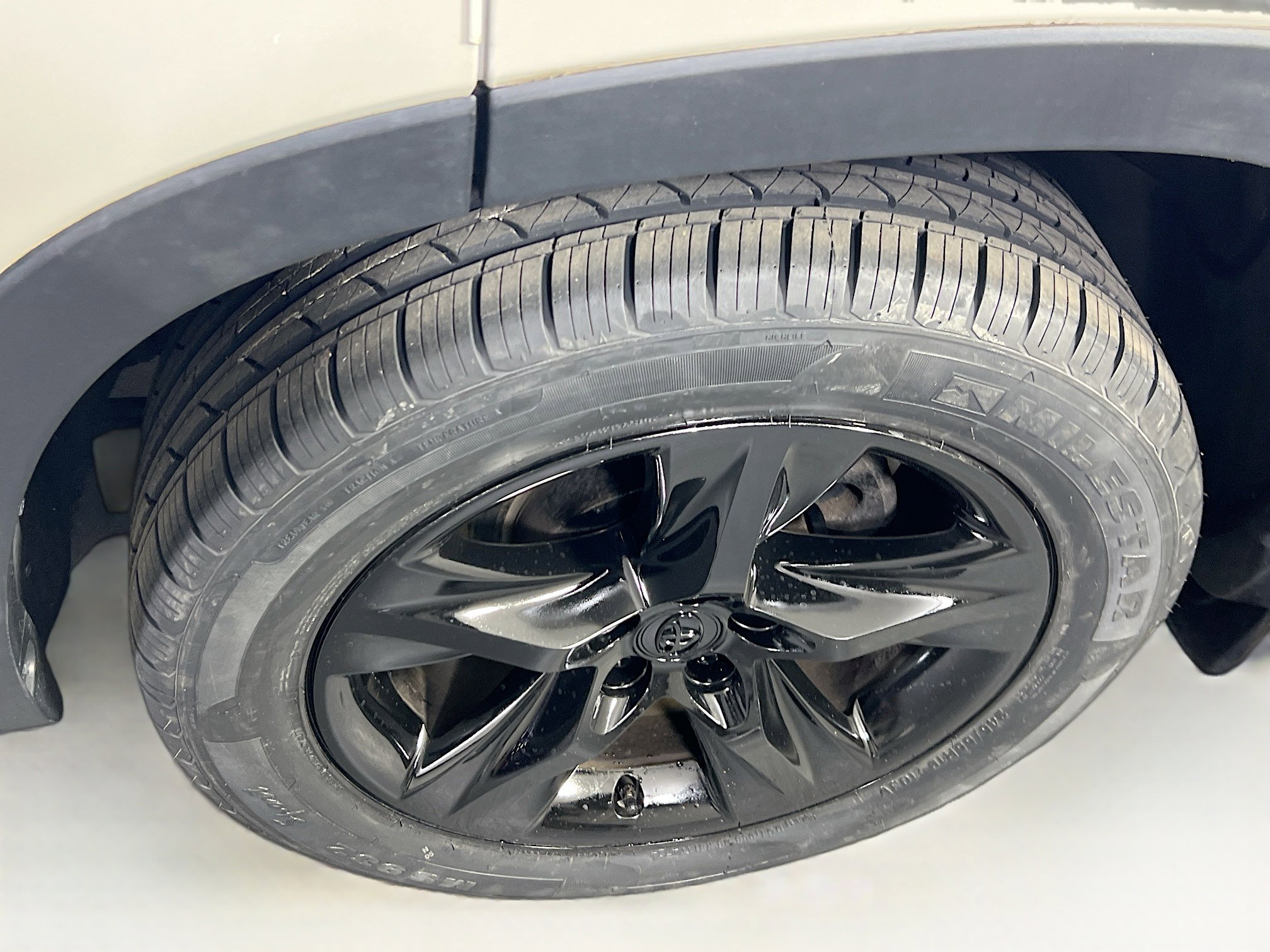 Used 2018 Toyota Highlander Limited Platinum w/ Protection Package #3 image 34