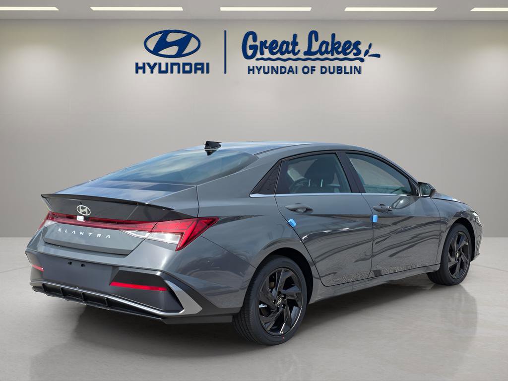 New 2026 Hyundai Elantra SEL Sport Premium FWD image 5