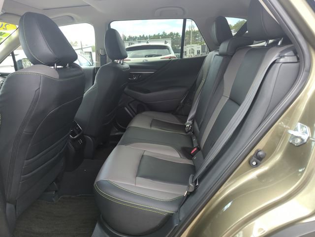 Used 2025 Subaru Outback Onyx Edition AWD/4WD image 24