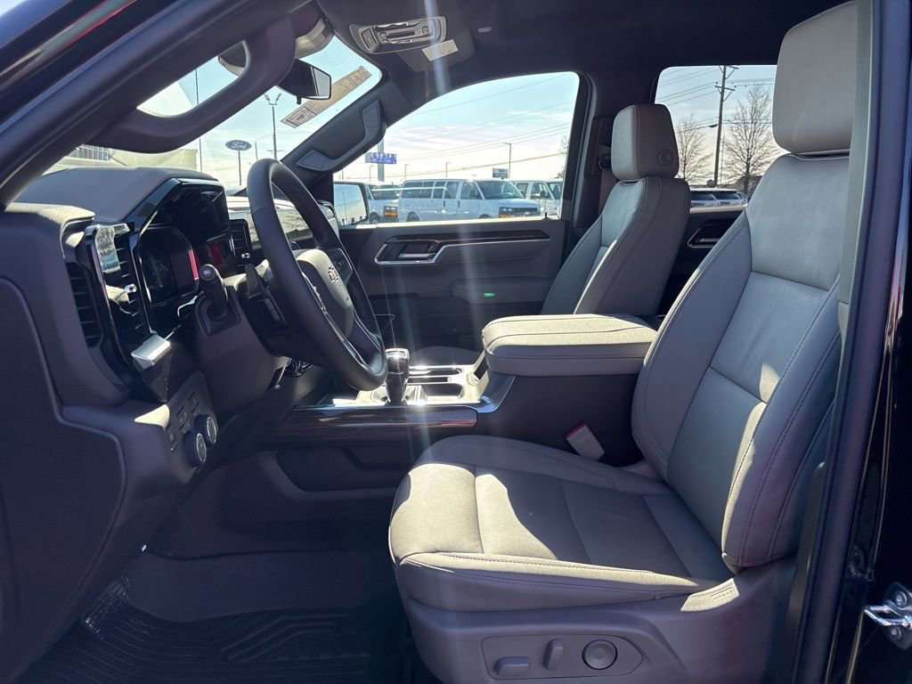 New 2026 Chevrolet Silverado 1500 LT image 12
