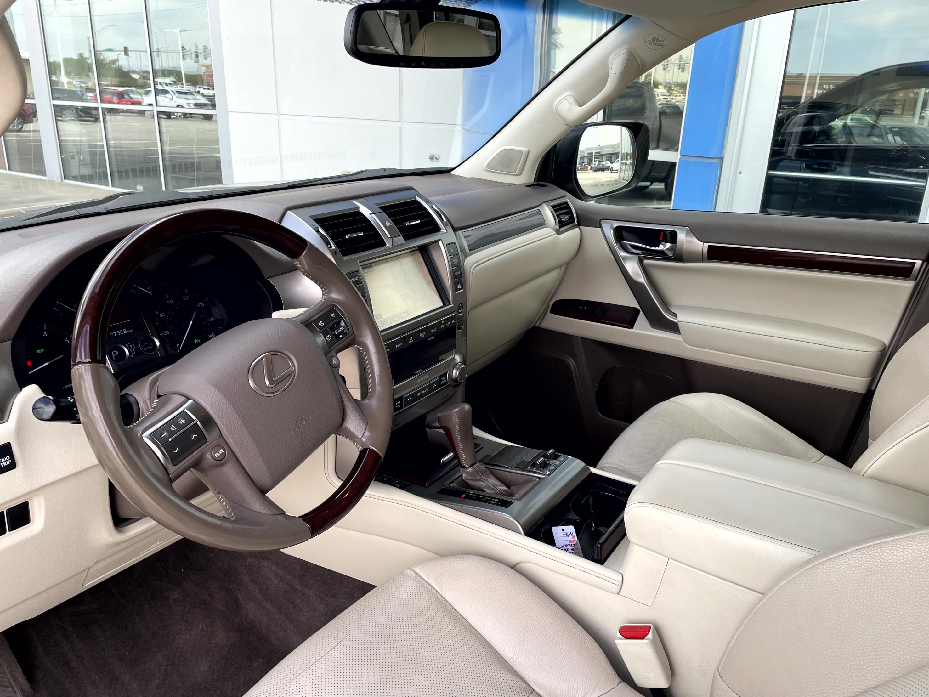Used 2019 Lexus GX 460 Premium w/ Premium Package AWD/4WD image 12